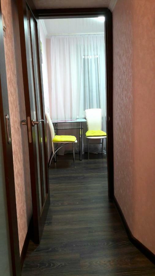 Apartmán Затишок У Самому Центрі Дніпра Dněpropetrovsk Exteriér fotografie